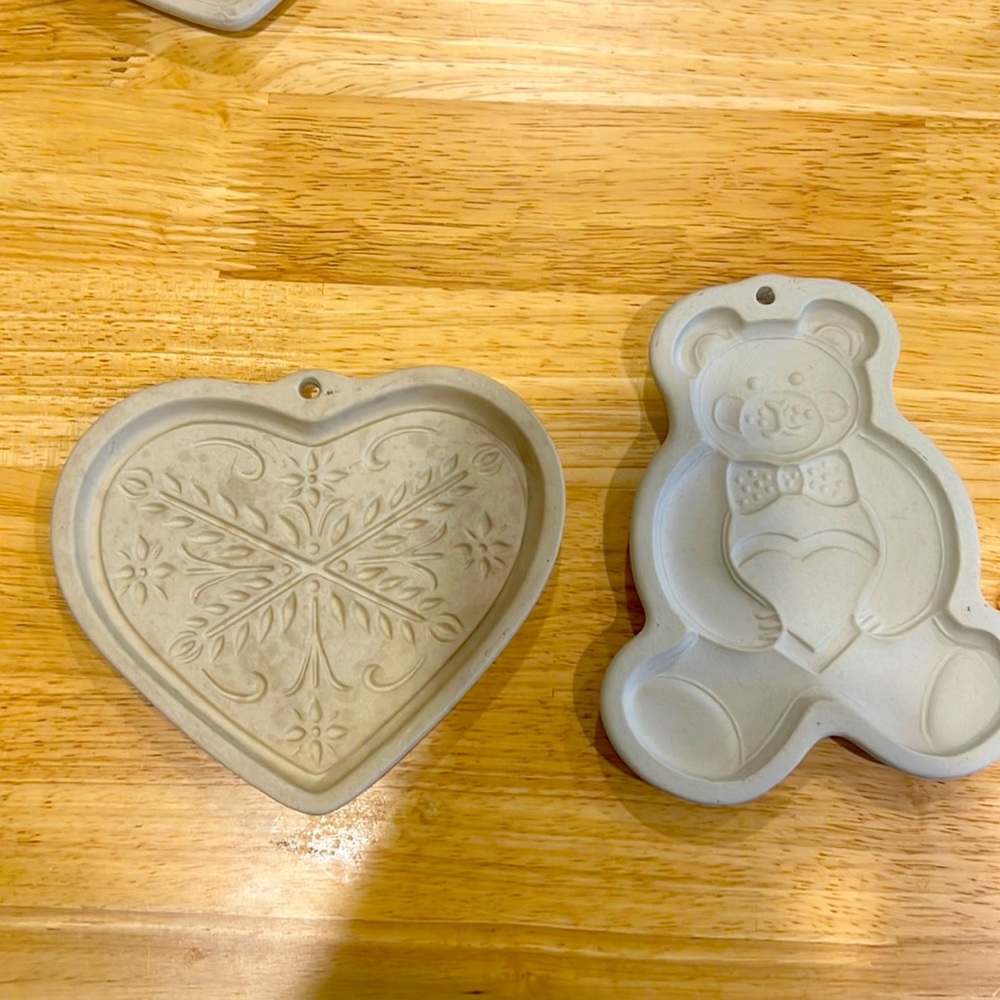 Lot of two vintage Retired stoneware cookie molds by Pampered Chef